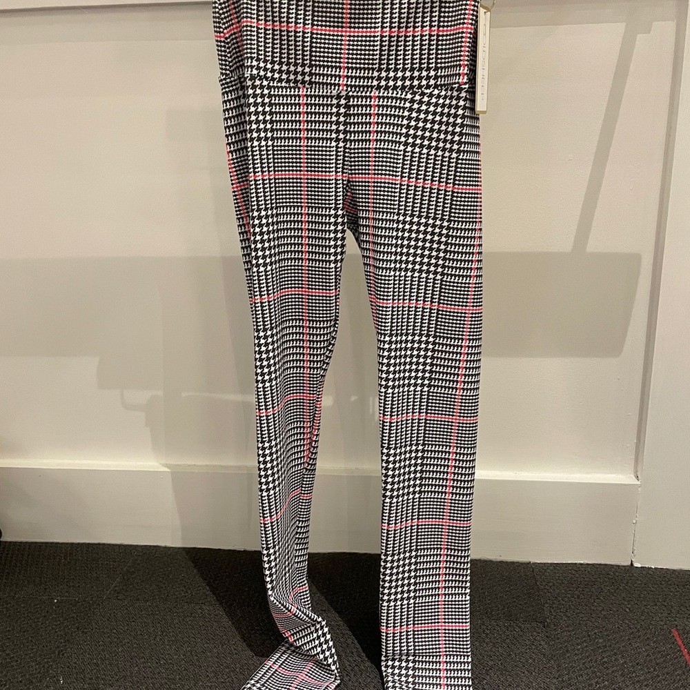 NWT GOLDSHEEP PLAID LEGGINGS